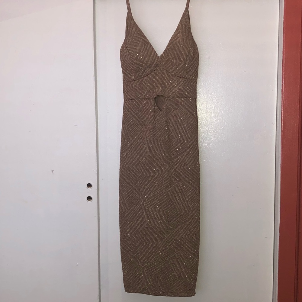 Nice shiny fitted dress (s)